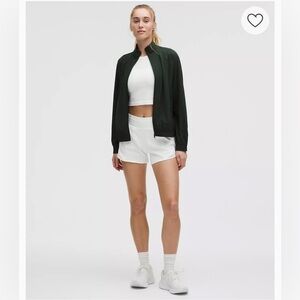 Lululemon Hotty Hot Short High-Rise Long 4" Size 6